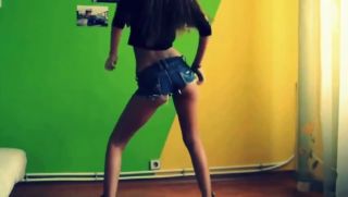 Amature Porn Bulgarian girl dance Sucking Cock - 1