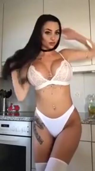 Gay Handjob Sexy Big Fake Titted Bimbo Babe gives a Perfect Webcam Show Hardfuck - 1